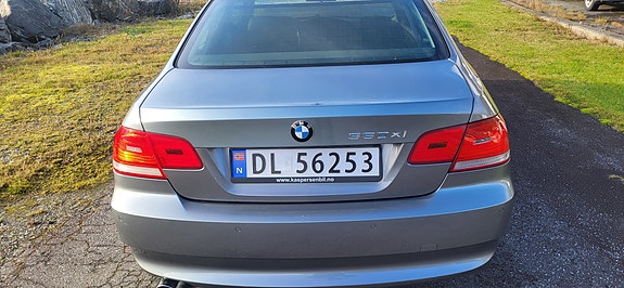 BMW 330Xi 11 of 30
