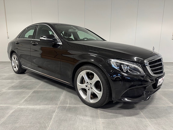 Mercedes-Benz C-Klasse 4 of 5