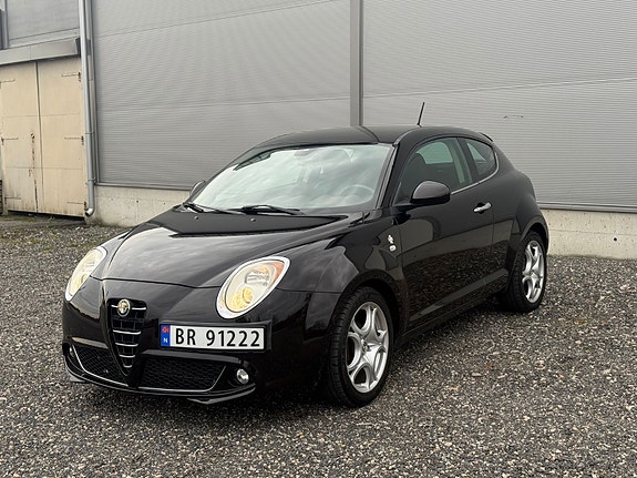 Alfa Romeo MiTo 2 of 5