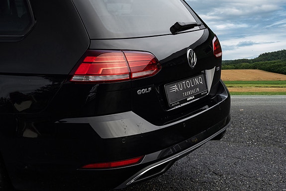 Volkswagen Golf VII 6 of 25