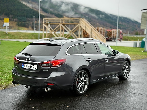 Mazda 6 3 of 5