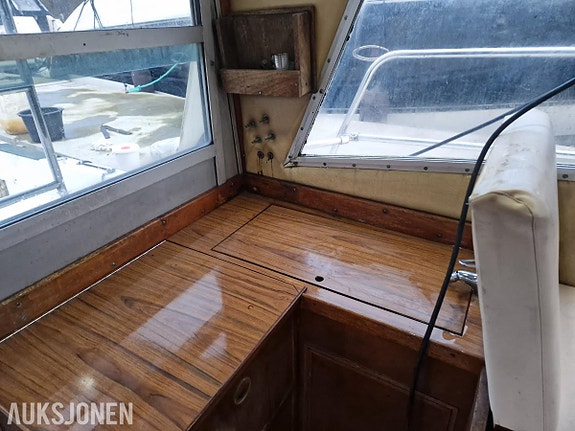 1985 Aquabell 33 - Rigget for tunfiske / Makrellstørje 10 of 23