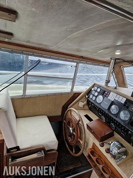 1985 Aquabell 33 - Rigget for tunfiske / Makrellstørje 7 of 23