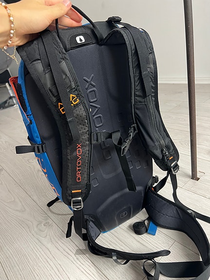 Product image 8 of 9