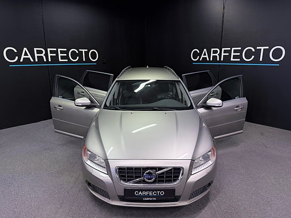 Volvo V70 5 of 5