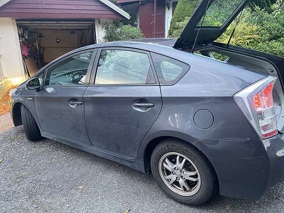 Toyota Prius 20 of 26