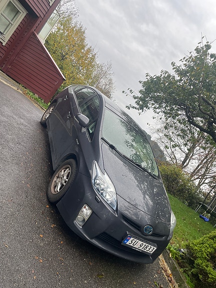 Toyota Prius 9 of 26