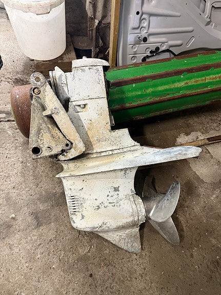Volvo penta V8 båtmotor 10 of 13
