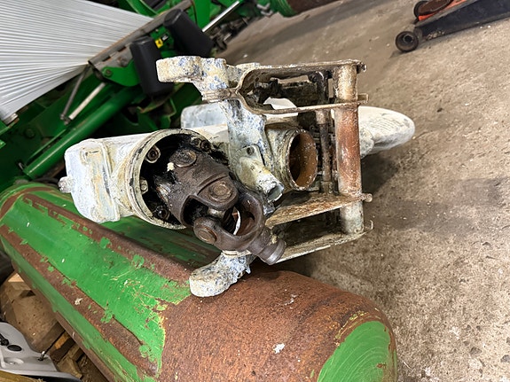 Volvo penta V8 båtmotor 11 of 13