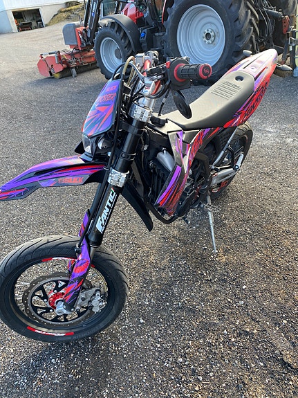 Fantic TL125 2 of 8