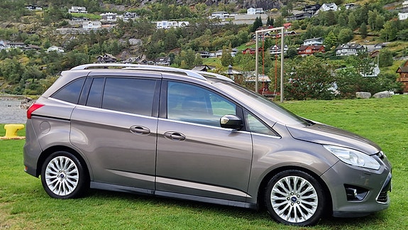 Ford Grand C-MAX 10 of 30