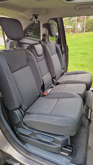 Ford Grand C-MAX 15 of 30