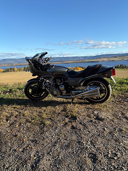 Honda CBX 1000 SC06 20 of 27