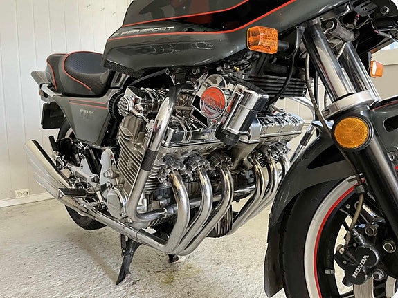 Honda CBX 1000 SC06 10 of 27