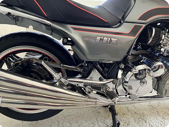 Honda CBX 1000 SC06 11 of 27