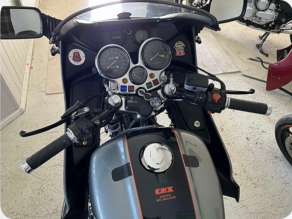 Honda CBX 1000 SC06 15 of 27