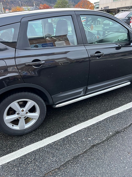 Nissan Qashqai 4 of 30