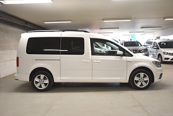 Volkswagen Caddy Maxi 10 of 30