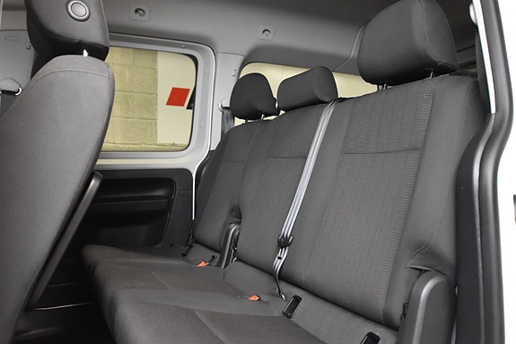 Volkswagen Caddy Maxi 29 of 30