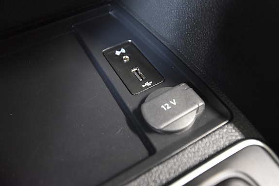 Volkswagen Caddy Maxi 24 of 30