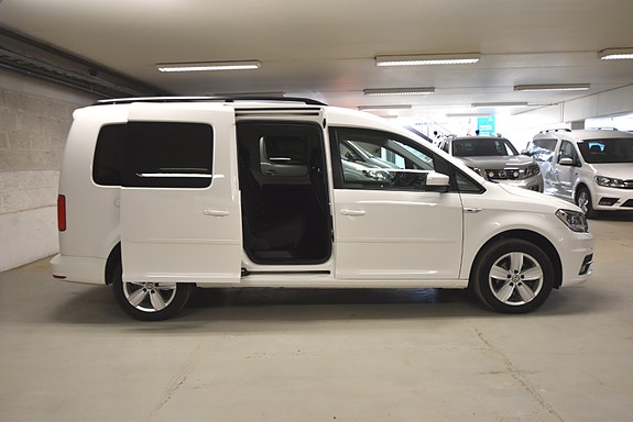 Volkswagen Caddy Maxi 11 of 30