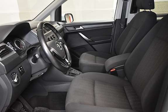 Volkswagen Caddy Maxi 14 of 30