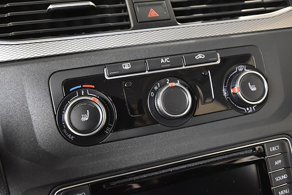 Volkswagen Caddy Maxi 25 of 30