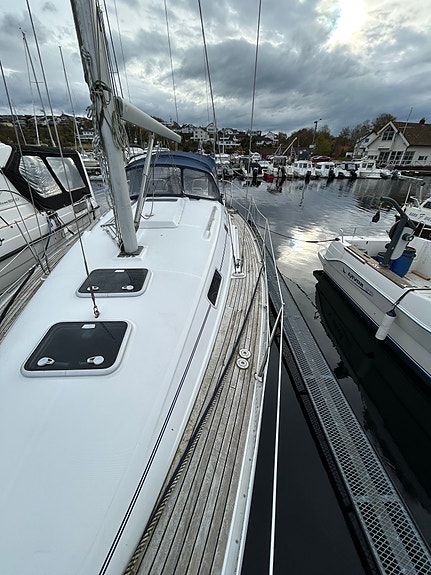 Beneteau Oceanis 331, 2002, md2030, aksling og foldepropell 3 of 5