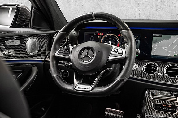 Mercedes-Benz E-Klasse 27 of 30