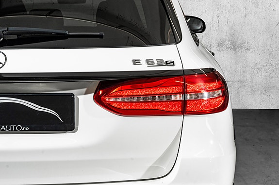 Mercedes-Benz E-Klasse 11 of 30