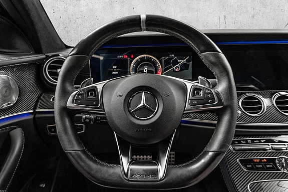 Mercedes-Benz E-Klasse 28 of 30