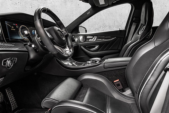 Mercedes-Benz E-Klasse 20 of 30
