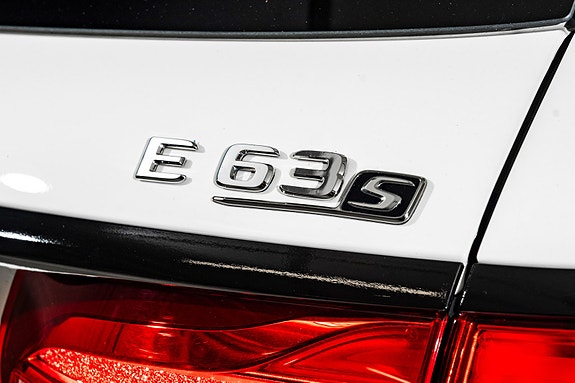 Mercedes-Benz E-Klasse 14 of 30