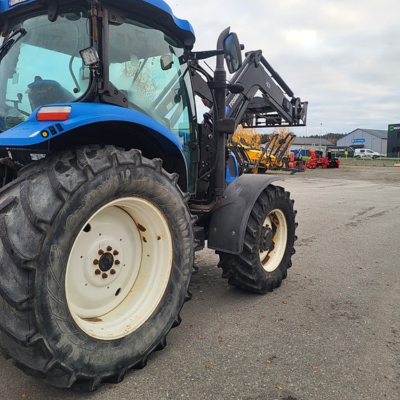 New Holland T6040 2011, kr 465 000,-