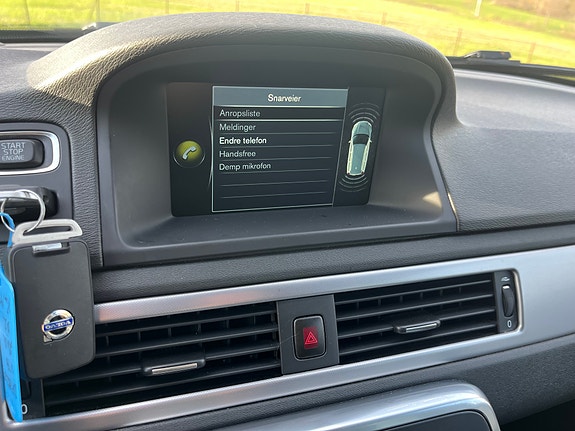 Volvo V70 27 of 30