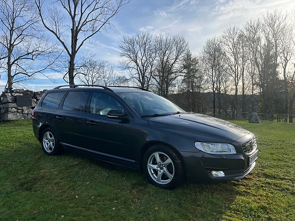 Volvo V70 9 of 30