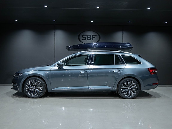 Skoda Superb 2 of 5
