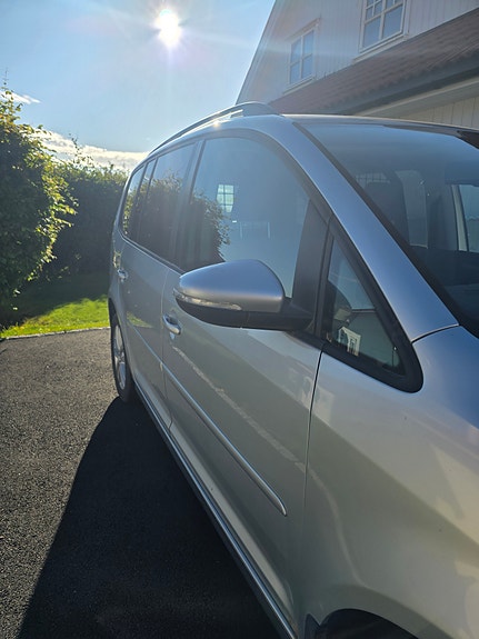 Volkswagen Touran 12 of 18