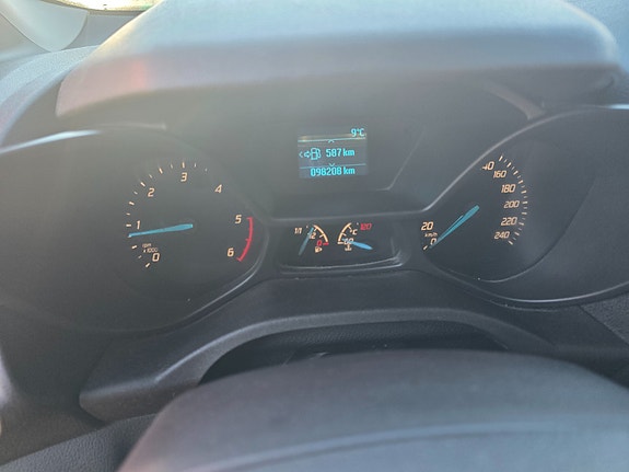 Ford Transit Connect 13 of 18