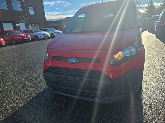 Ford Transit Connect 8 of 18