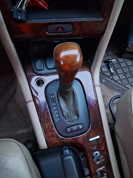Volvo V70 24 of 27