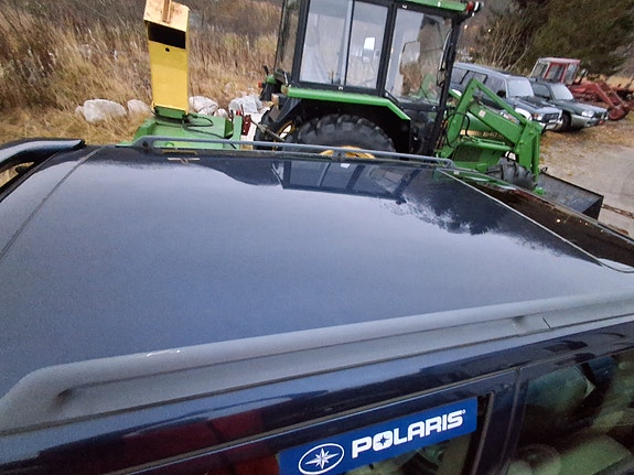 Volvo V70 13 of 27