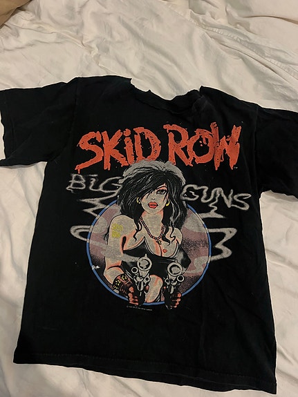 Vintage skid row T-shirt, big guns 1989 FINN-torget