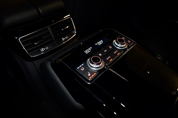 Audi S8 23 of 30