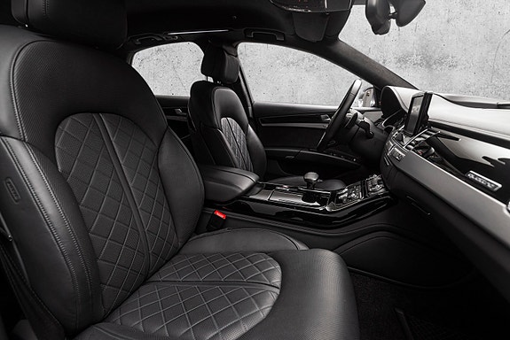 Audi S8 15 of 30
