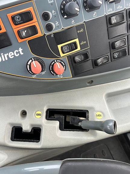 Valtra N163D med laster 2013, kr 589 000,-