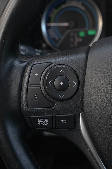 Toyota Auris 15 of 30