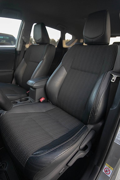 Toyota Auris 27 of 30