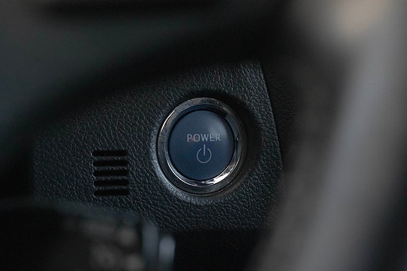 Toyota Auris 18 of 30