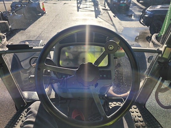 Deutz Fahr Agrotron 135 18 of 23